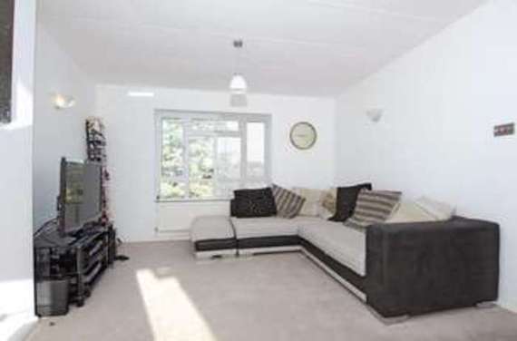 3 bedroom Flat to re...